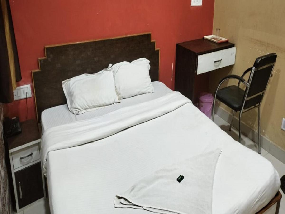Hotel Kashi Varanasi Exterior foto